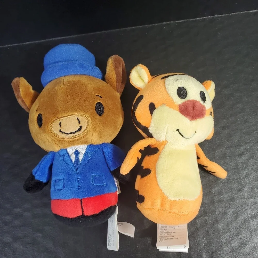 Hallmark Itty Bittys Mixed Lot‎ Of 11 Tiny Plush Popular Character Collectibles